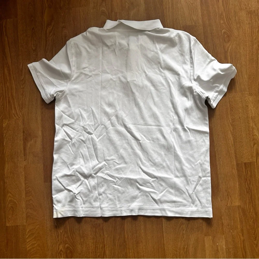 Banana Republic sleek versatile